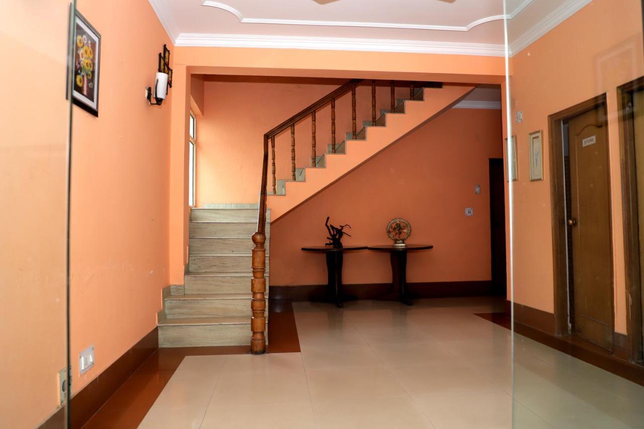 Hotel Magnet House Dehradun Exteriör bild