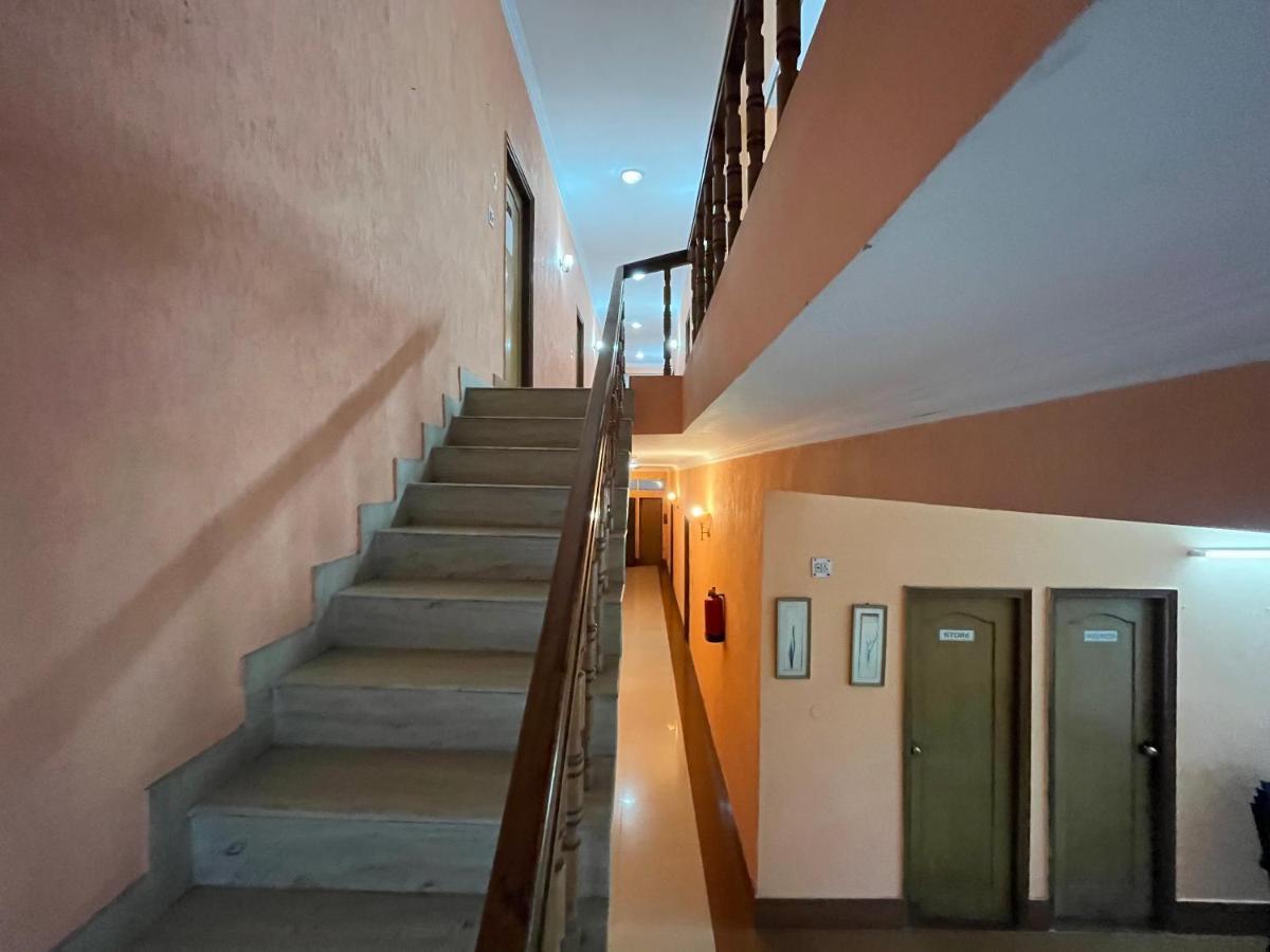 Hotel Magnet House Dehradun Exteriör bild