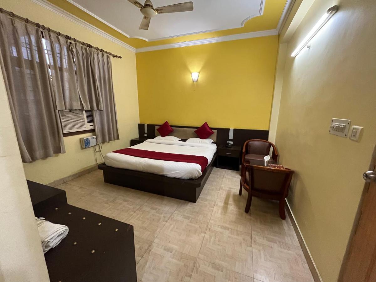 Hotel Magnet House Dehradun Exteriör bild