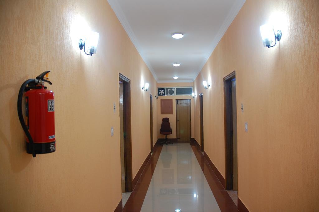 Hotel Magnet House Dehradun Exteriör bild